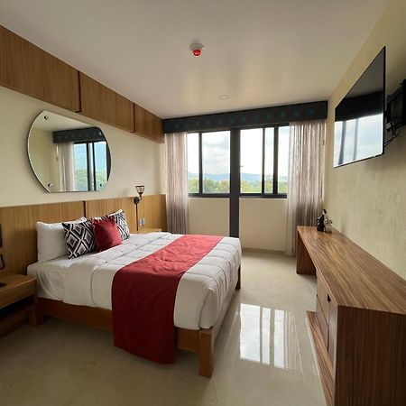 Hotel Cinco Diamantes Atotonilco El Alto 외부 사진