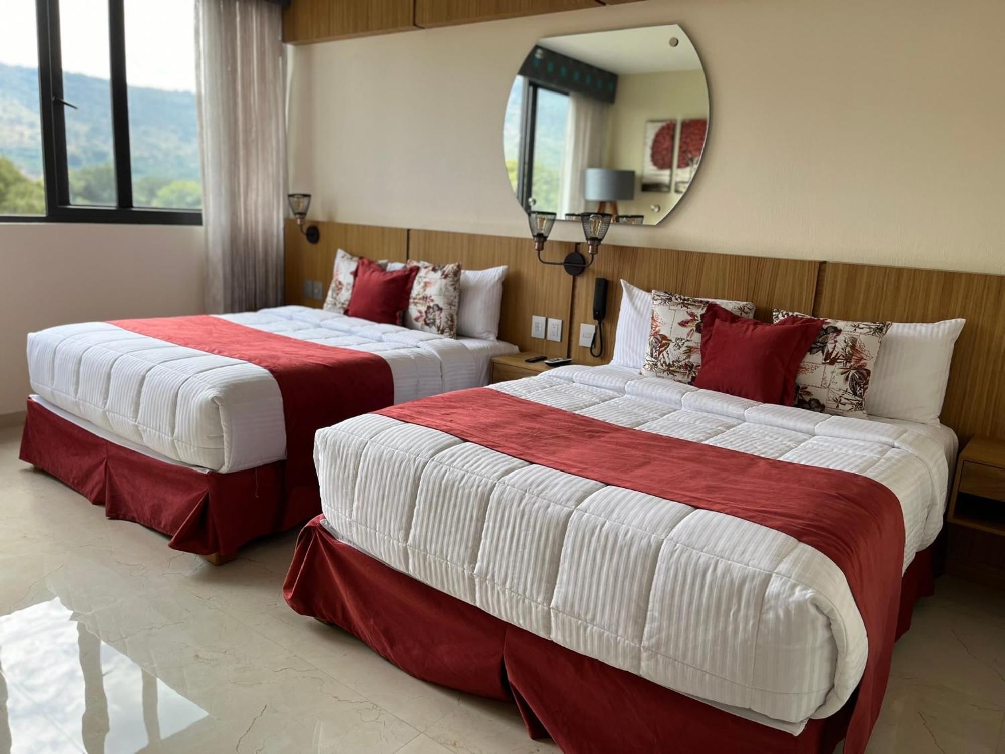 Hotel Cinco Diamantes Atotonilco El Alto 외부 사진